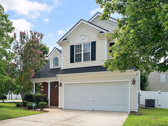 2nd image of 7850 Braefield Dr