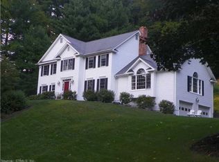 99 Coachmans Dr, Southbury, CT 06488