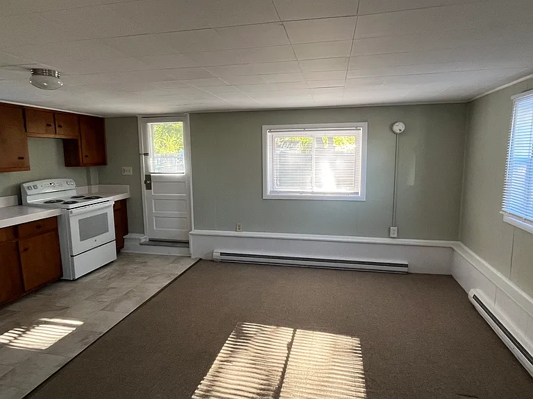 938 Shelburne Rd #2 — Photo 5