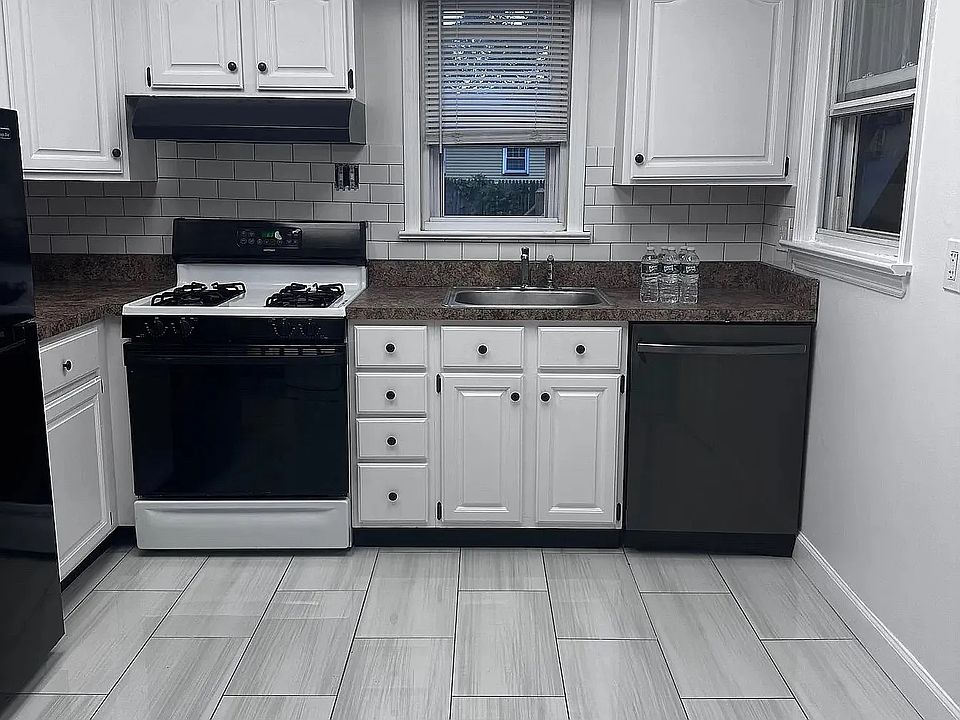1st image of 78 Morrissee Ave #1