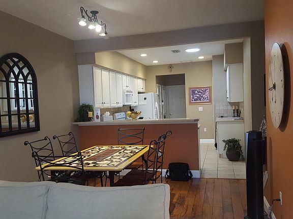 5th image of 4326 Edgewater Crossing Dr