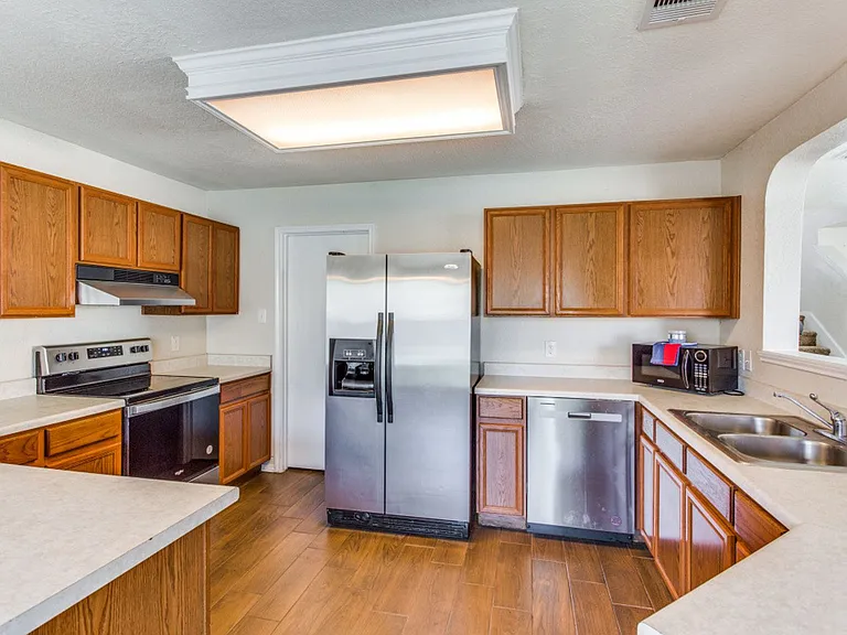 6051 Kensinger Pass — Photo 4