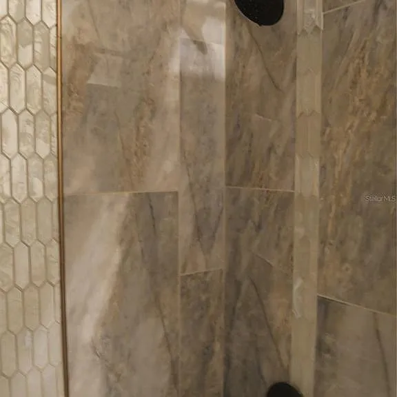 2411 Aspinwall St #2411 — Photo 13