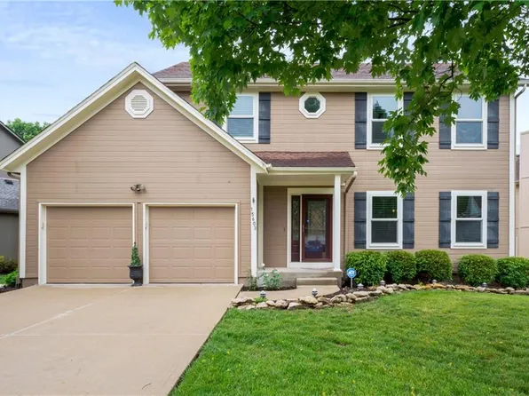 15603 Barkley St, Overland Park, KS 66223
