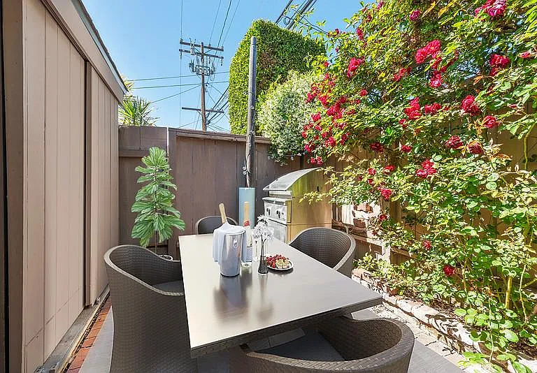 Side patio #1