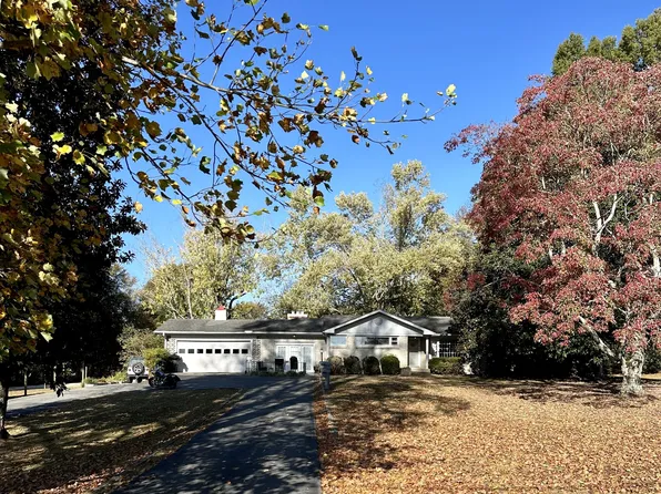 804 Vervilla Rd, McMinnville, TN 37110