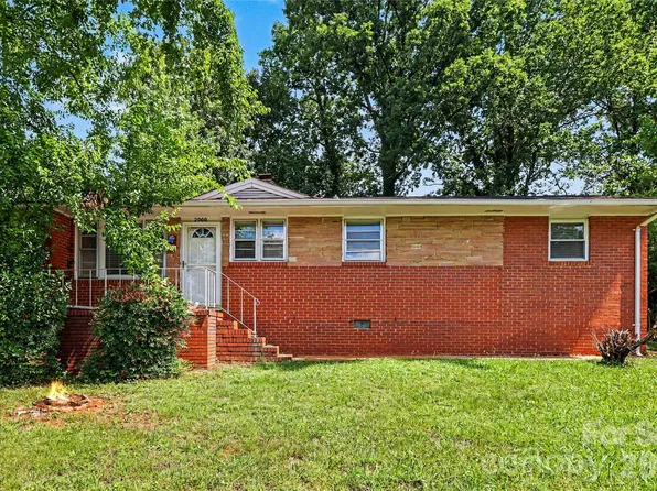 2000 Russell Ave, Charlotte, NC 28216