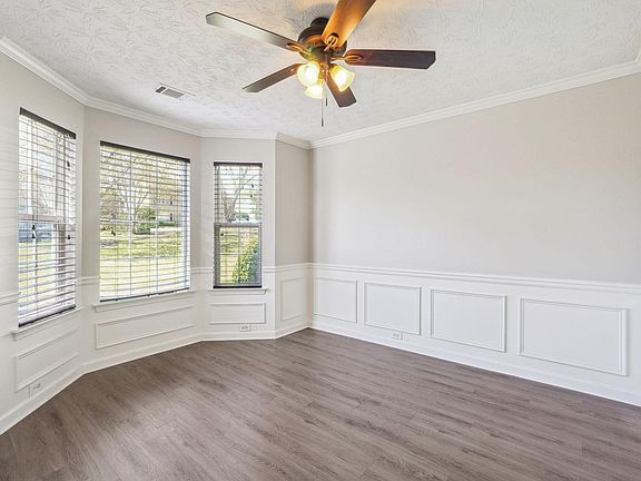 5th image of 1345 Holleybrooke Dr