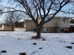 102 W Golden Lake Rd, Circle Pines, MN 55014