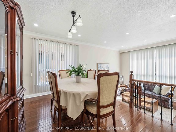 5th image of 14 Dashwood Cres
