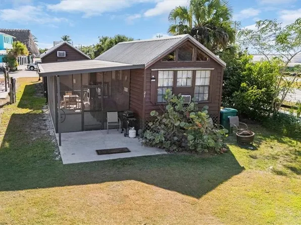 825 Copeland #21, EVERGLADES CITY, FL 34139