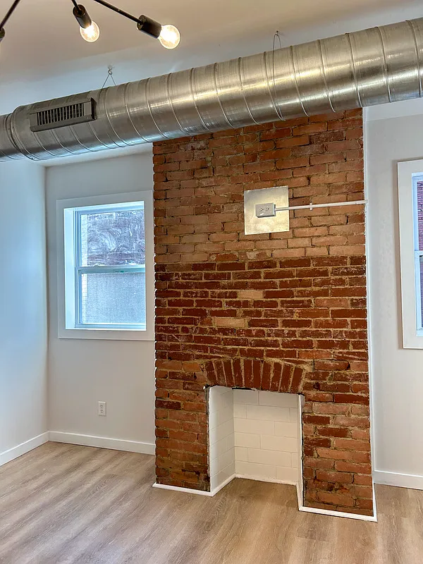 1 bed, 1.0 bath, $1,250 — Photo 3