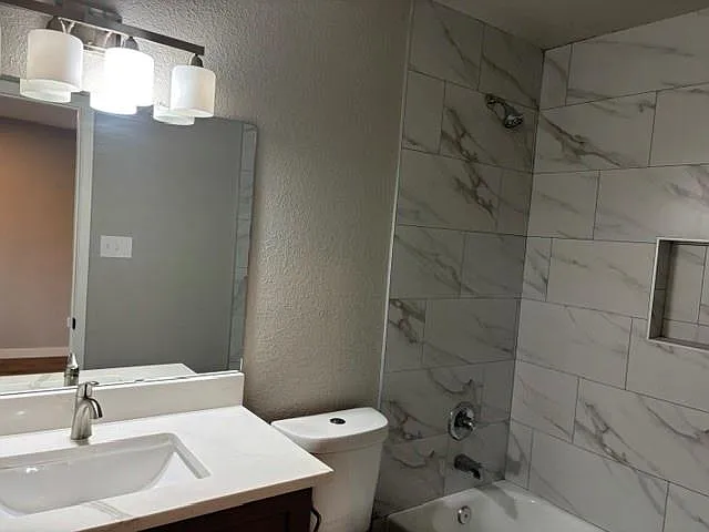 1914 Cameo Dr — Photo 12