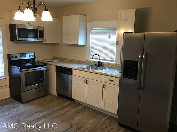 2nd image of 1509 Fayetteville St #B