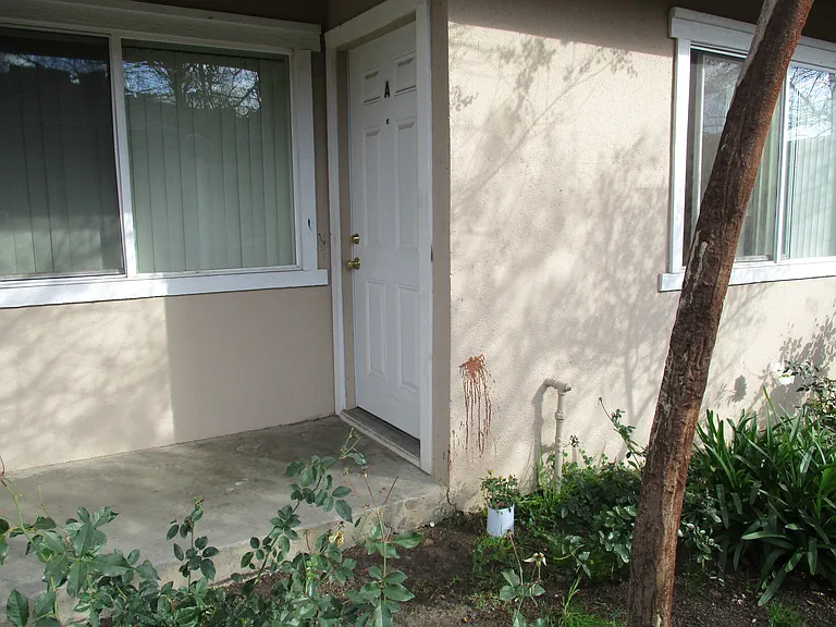 218 W Dakota Ave #A — Photo 3