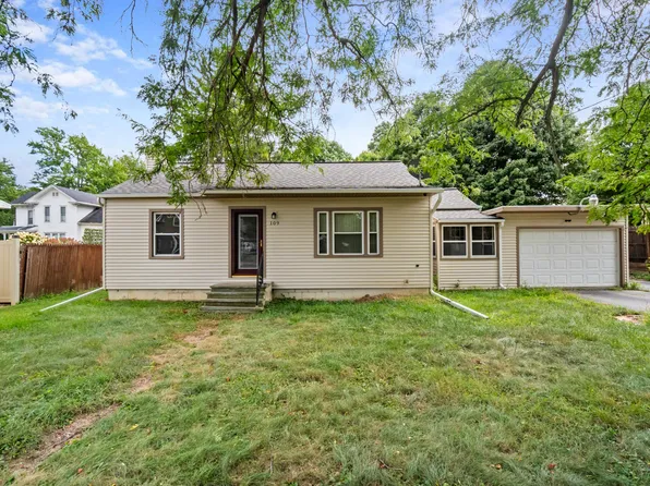109 W Center St, Concord, MI 49237
