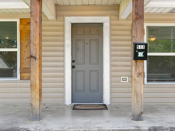 2nd image of 511 1st St