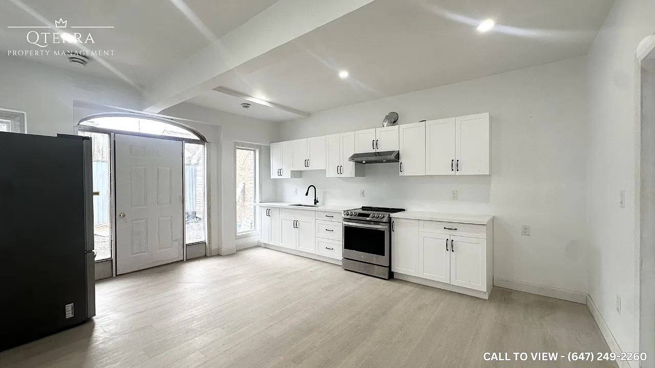 3 bed, 1400 sqft, $2,195 — Photo 1