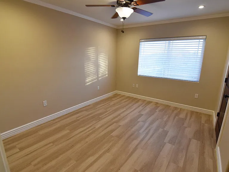 17339 Plummer St — Photo 38