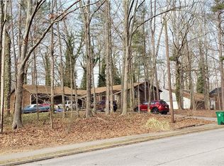 901 Martin Rd, Stone Mountain, GA 30088