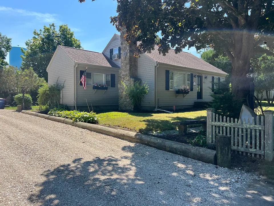 21 Seaview Ave