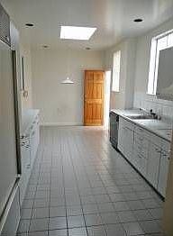 4th image of 462 34th Ave