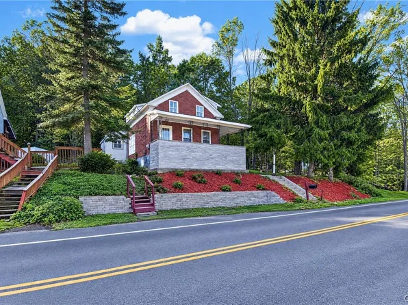 5539 Valley Rd, Oriskany, NY 13424