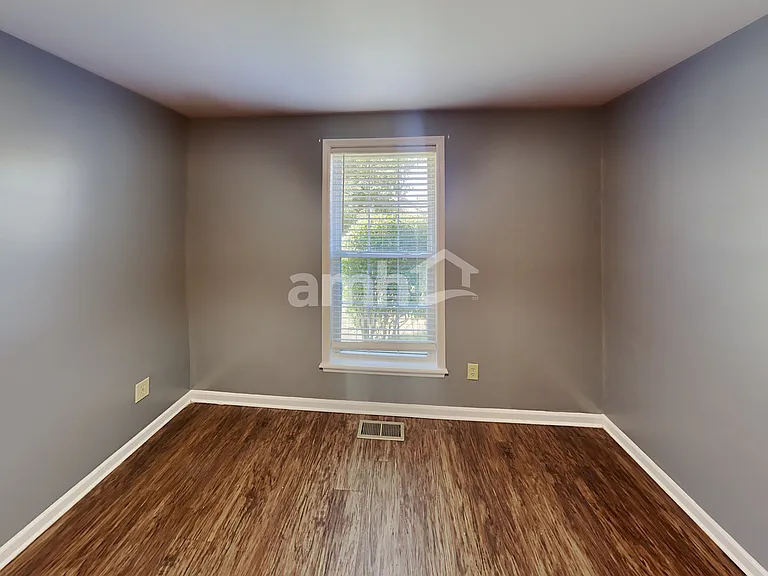104 Cascade Ln — Photo 13