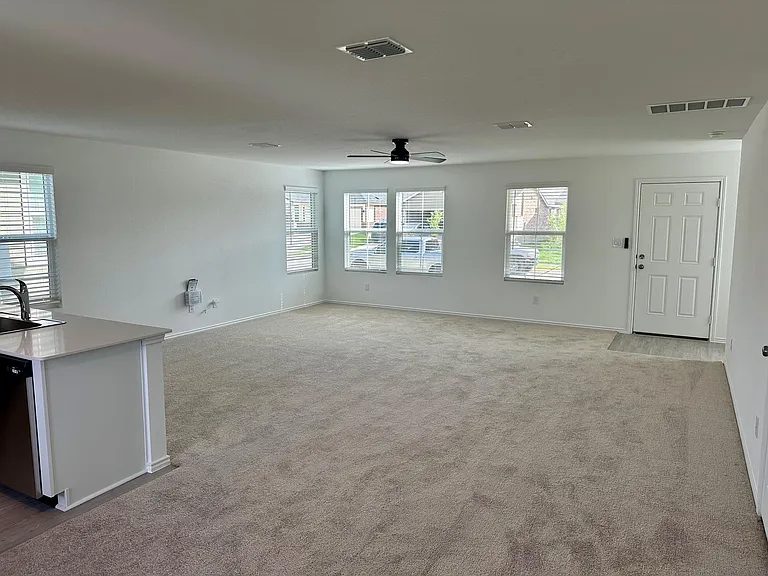 228 Sormonne Loop — Photo 5