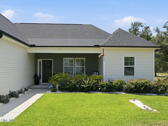 4th image of 901 Nicklaus Road