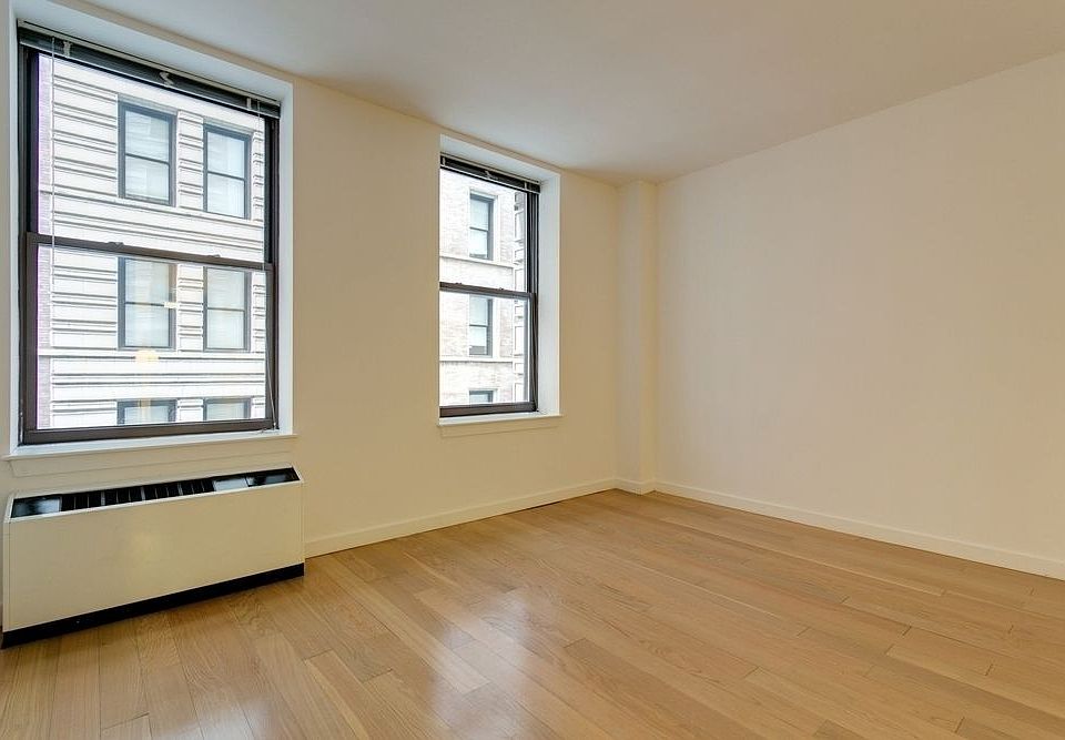 1st image of 37 Wall St APT 18I