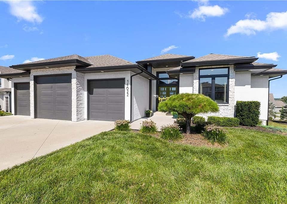 1st image of 14622 Thousand Oaks Pl