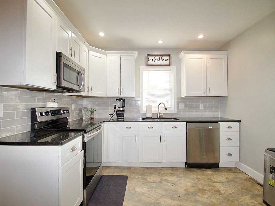 2 Dewey St, West Springfield, MA 01089 Zillow