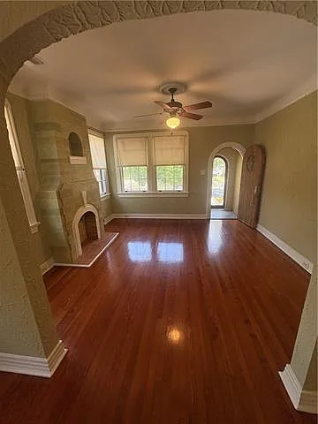 1 bed, 1.0 bath, 885 sqft, $1,300 — Photo 4