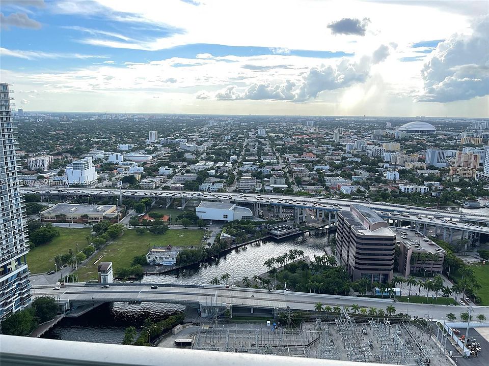 1st image of 1050 Brickell Ave APT 2018
