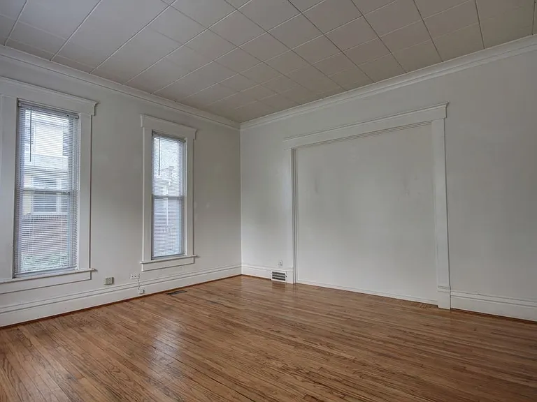 804 W Church St — Photo 13