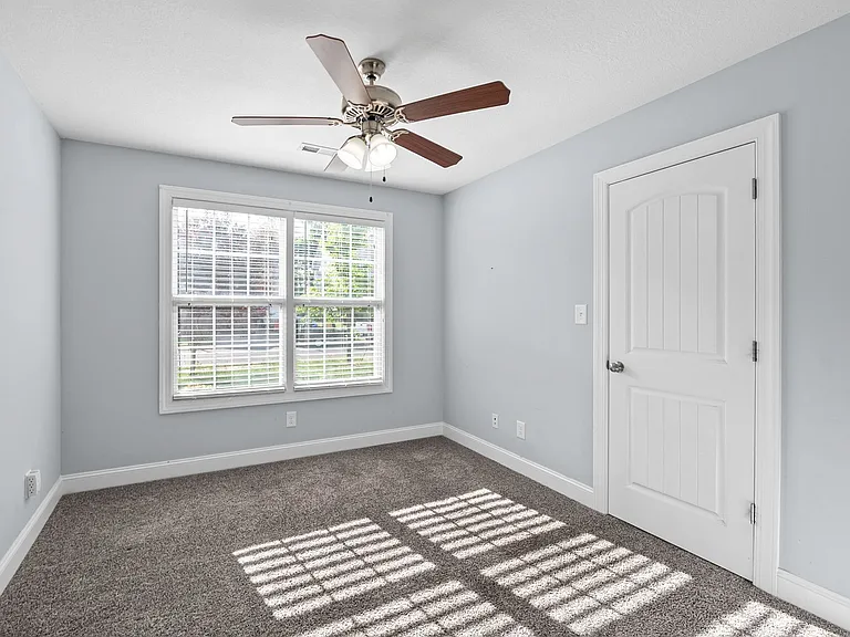 3753 Windmill Dr — Photo 20