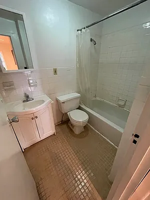 Rented by KNOCKKNOCK LLC | media 5