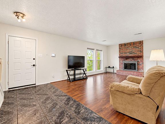 5th image of 11315 Featherstar Ln