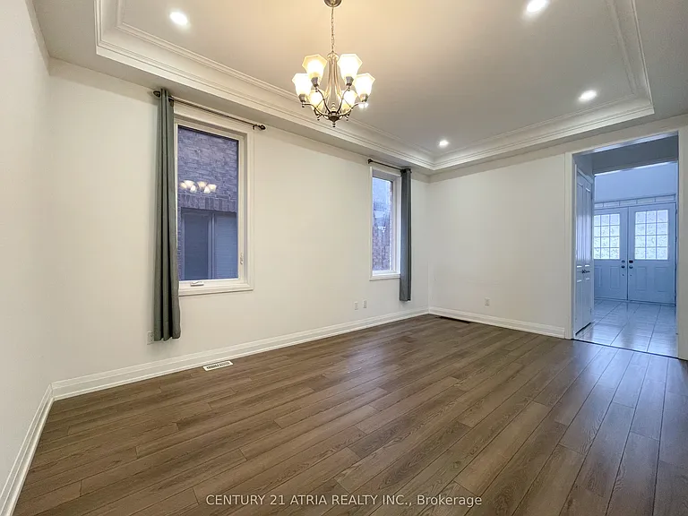 20 Frank Kelly Dr — Photo 5