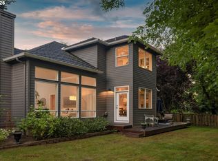4698 Winthrop Ct, Lake Oswego, OR 97035