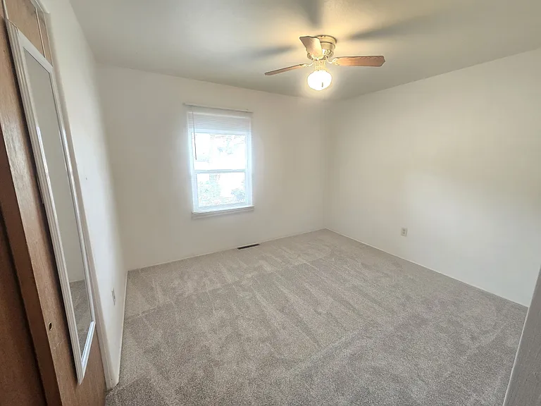 3820 Meadow Ln — Photo 7