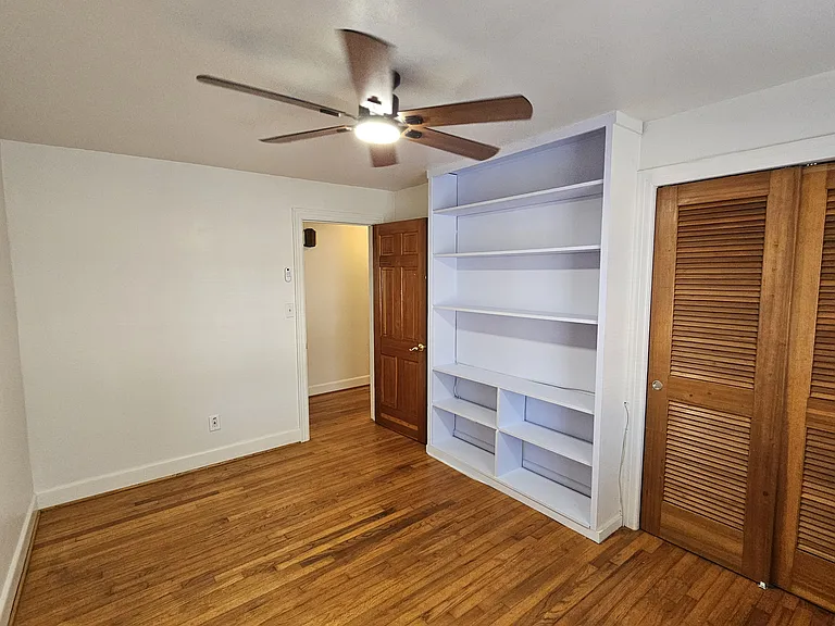 5705 Brookmere Ln — Photo 13