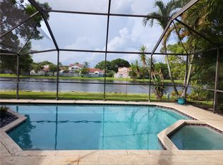 1645 Lakeshore Cir, Weston, FL 33326