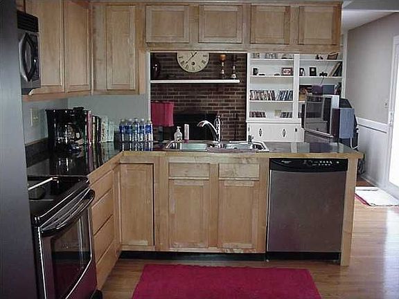 4th image of 8602 Lakeridge Dr