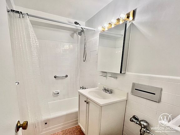 5th image of 408 W 57th St APT 7H