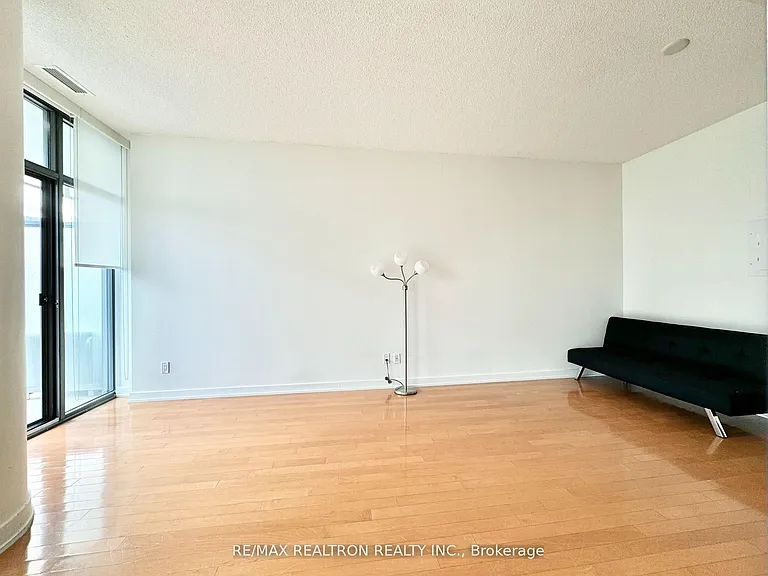 33 Charles St E #1404 — Photo 3
