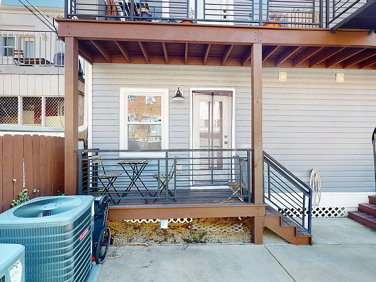 1310 Holbrook St NE #2 — Photo 21