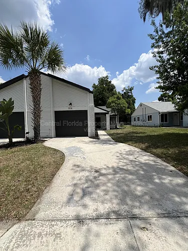 914 Robinhood Ct Photo 1