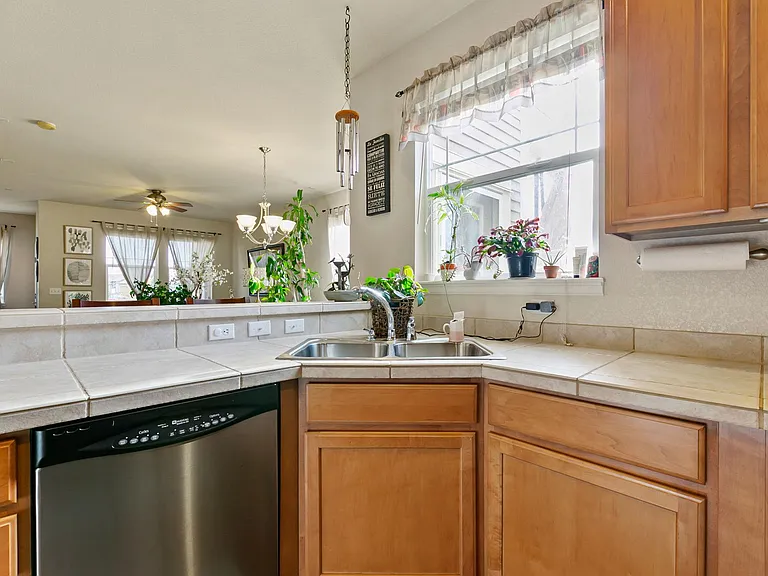 3915 Rock Creek Dr #15B — Photo 4